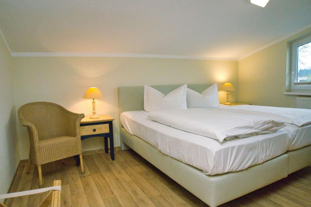Mit Meerblick Und Balkon, Gratis Nutzung Vom Ahoi Erlebnisbad Und Sauna In Sellin - Meeresblick Fewo 39 Goehren (Ruegen) Exterior foto